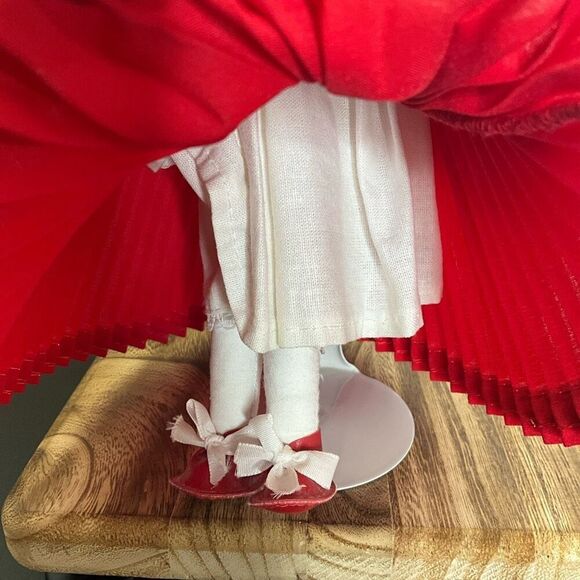 Vintage Handmade Diszaba Porcelain Doll Ethnic Hungary Embroidered Apron Blue - Picture 8 of 8